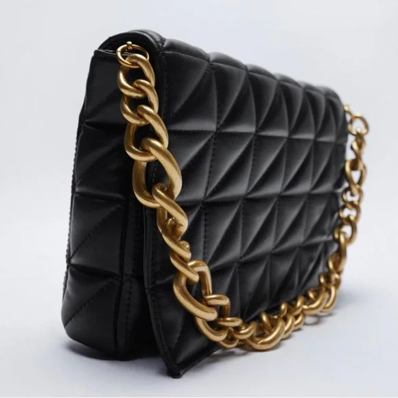 NWT Zara bloggers fav black faux leather quilted chunky chain strap shoulder bag